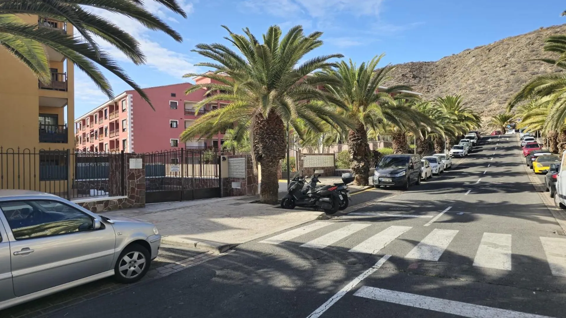 Beautiful Renovated Apartment With Terrace And Air Condition In Mocan 4 Palm Mar  Palm-mar