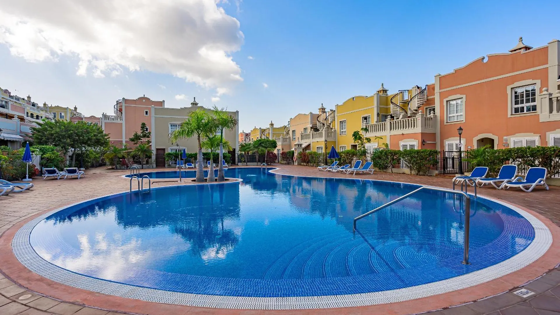 Beautiful Renovated Apartment With Terrace And Air Condition In Mocan 4 Palm Mar Ισπανία