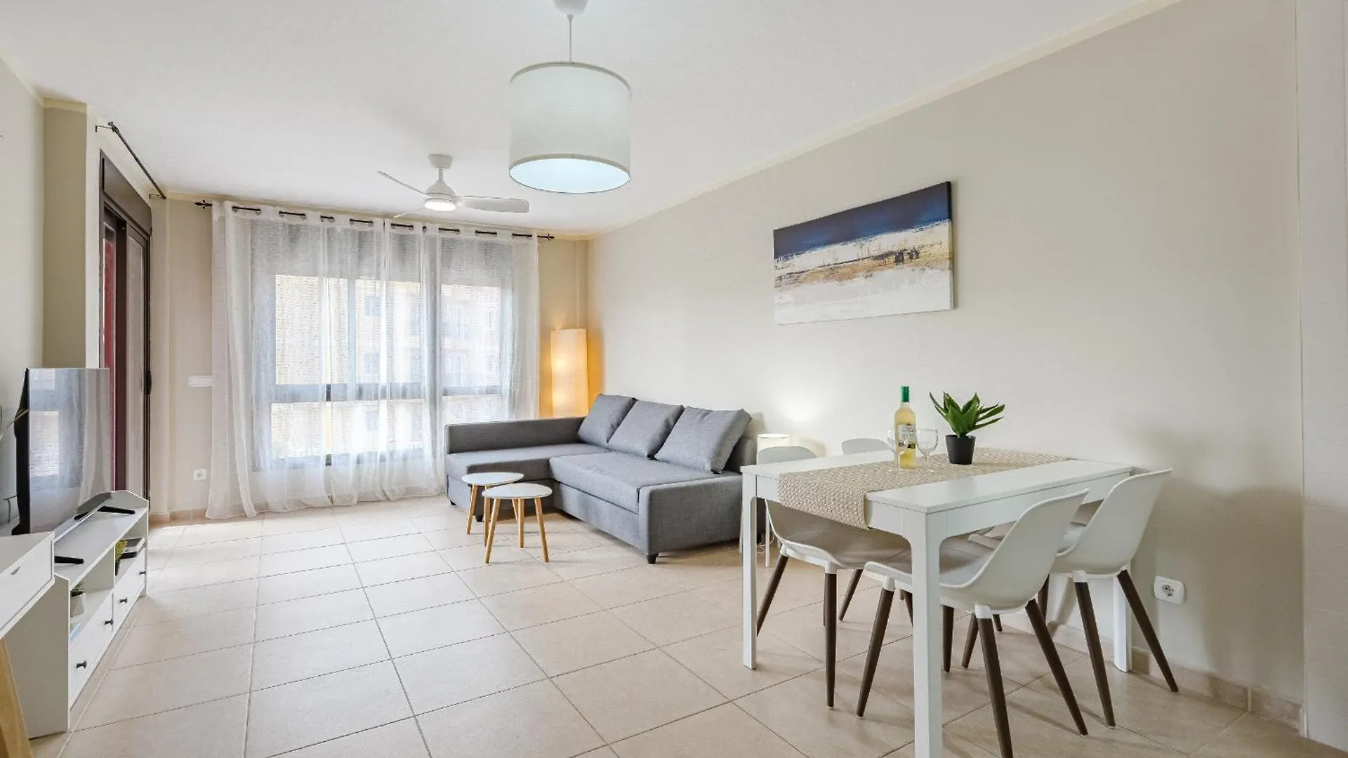 Beautiful Renovated Apartment With Terrace And Air Condition In Mocan 4 Palm Mar Palm-mar